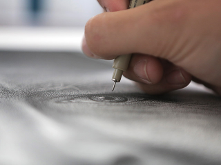 Illustration for article titled This Portrait Is Actually Hand Drawn with 2.1 Million Dots